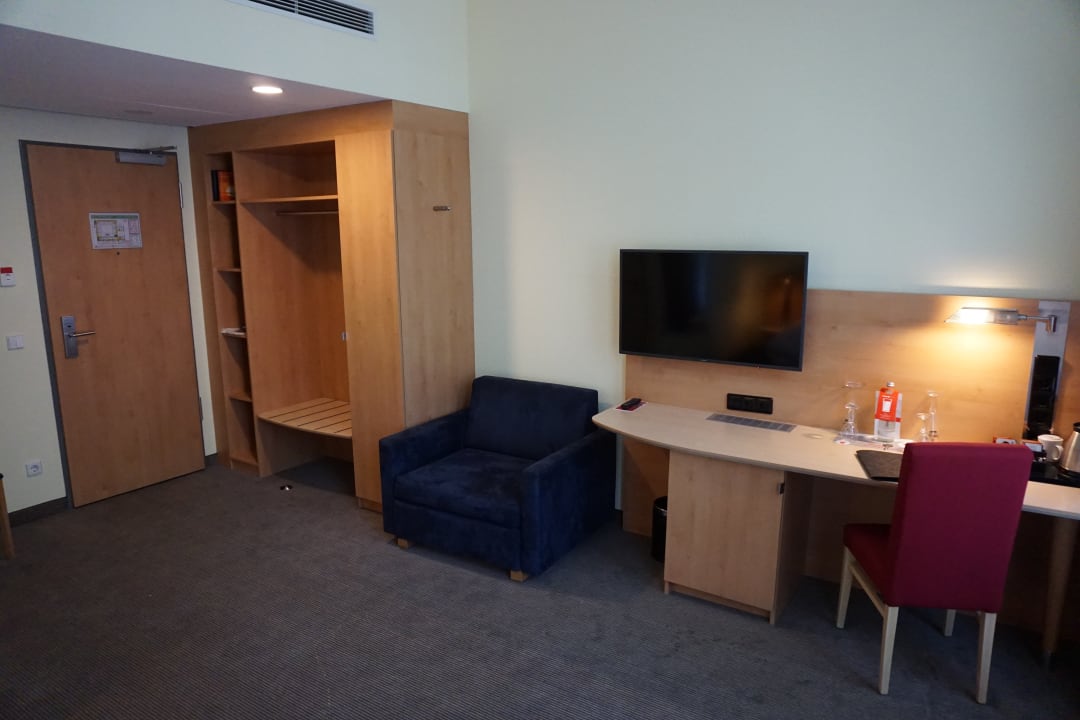 Zimmer TRIBE Düsseldorf