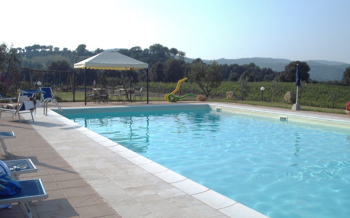 Pool mit Liegen Pavillon Hotel Antico Borgo Il Cardino