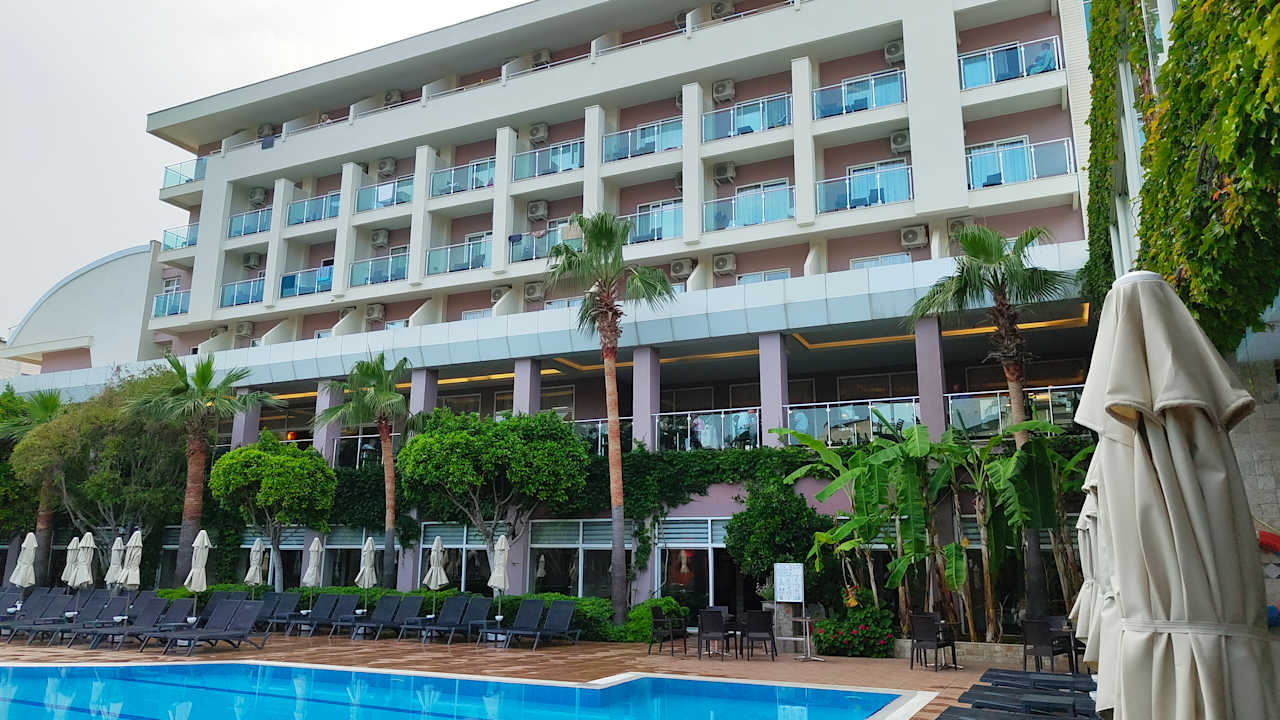 Außenansicht Telatiye Resort