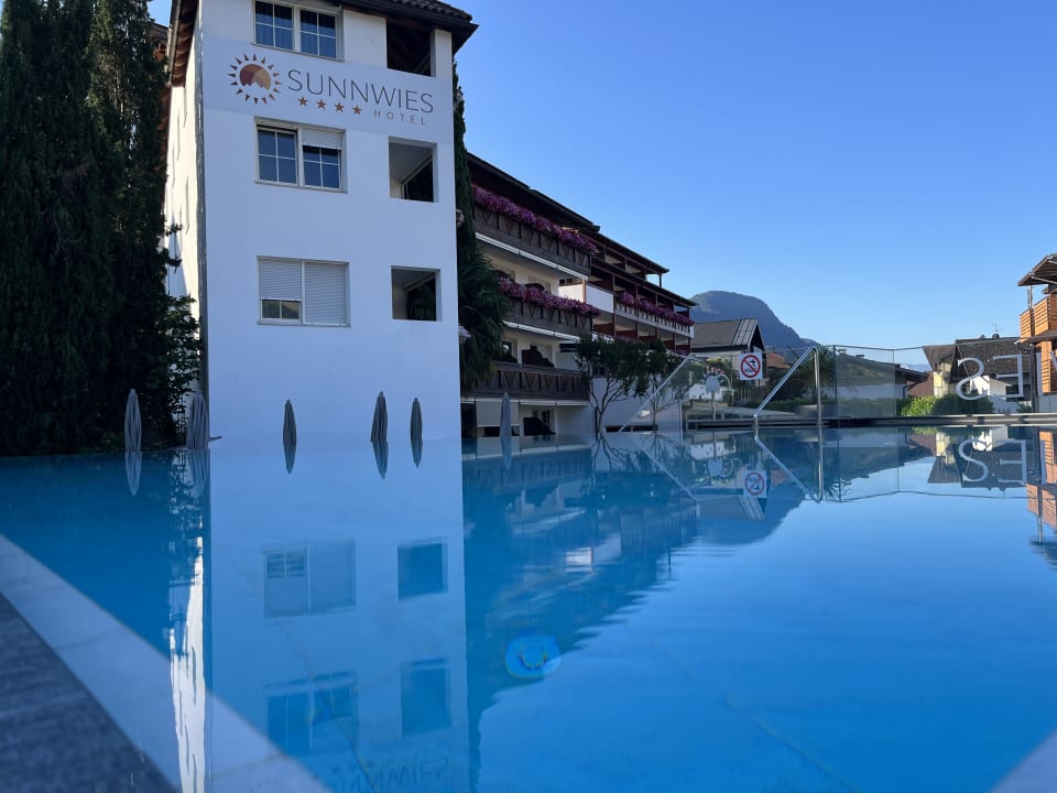 Pool Hotel Sunnwies