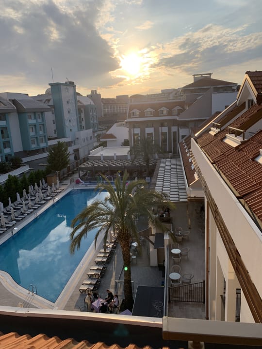 Ausblick Side Story Resort & Spa