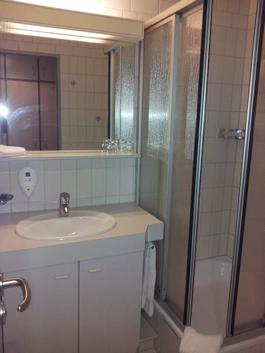 Badezimmer Park Inn by Radisson München Frankfurter Ring