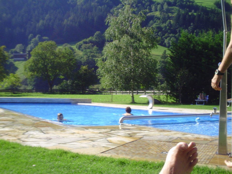 Pool im Garten Hotel Wiesenhof Garden Resort
