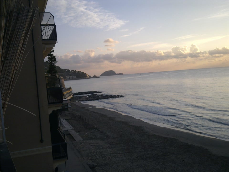 Morgenstimmung von der Zimmerterrasse Hotel Badano Sul Mare