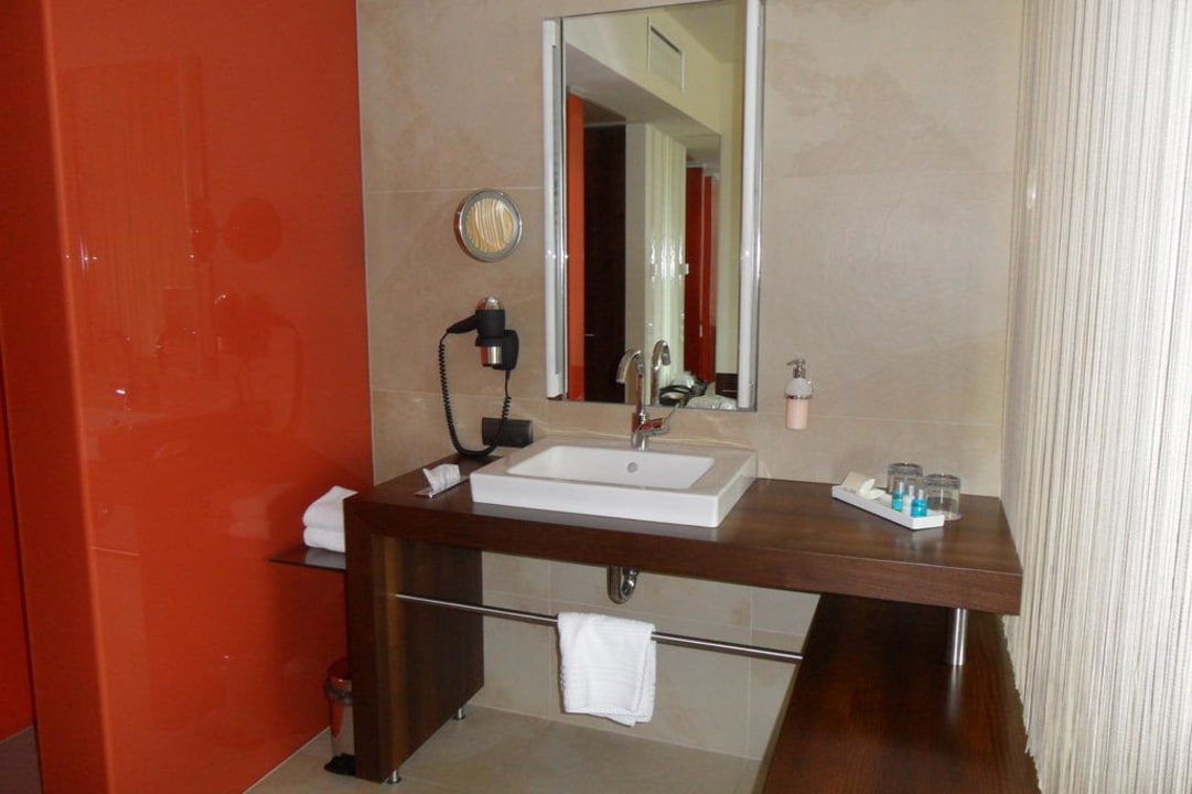 Offenes Bad Das Seepark Wörthersee Resort