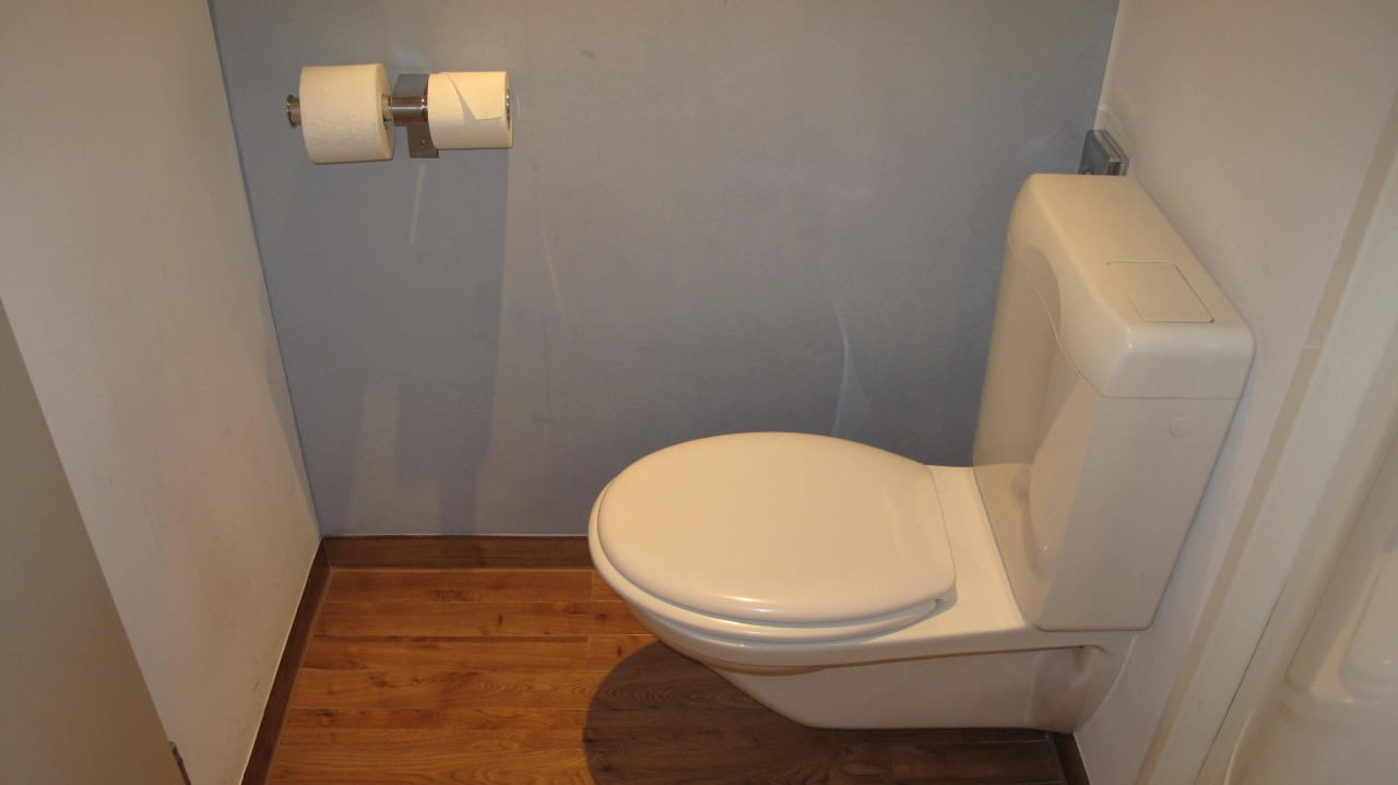 Toilette Vienna House Easy by Wyndham Frankfurt Airport