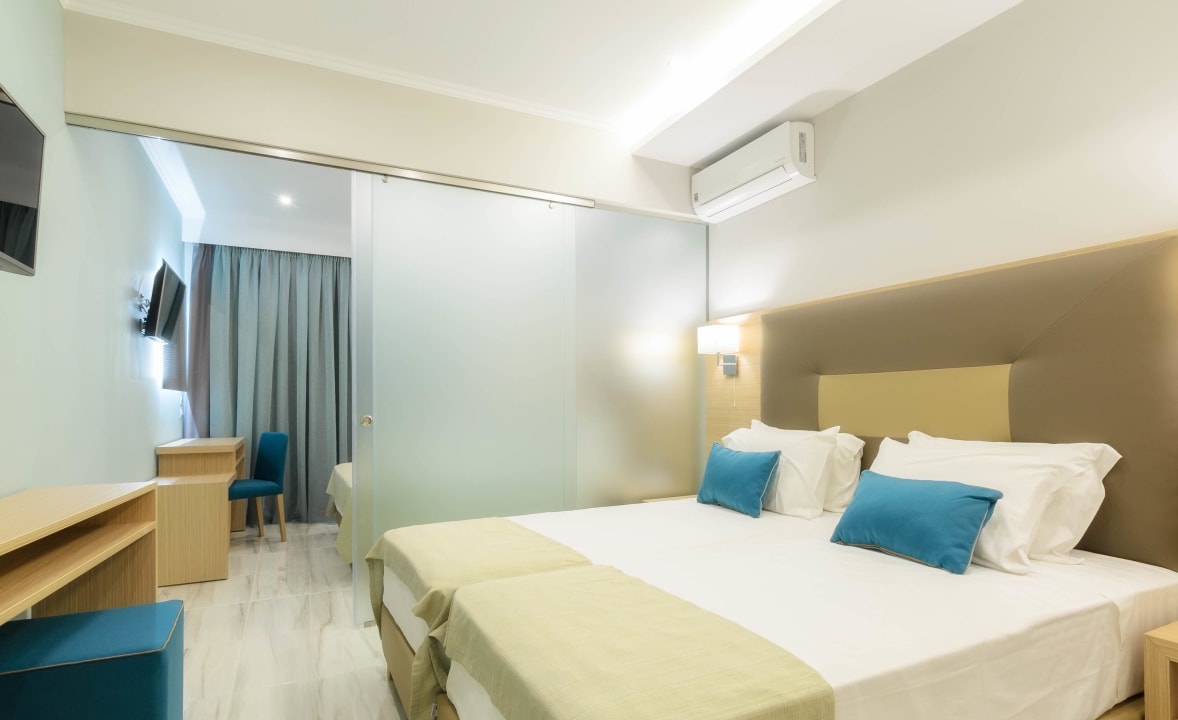 Zimmer Karras Grande Resort