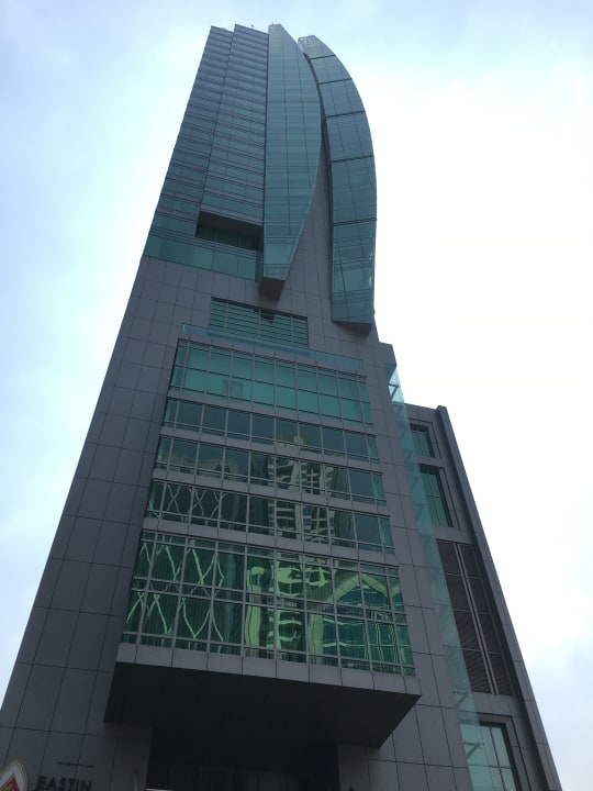 Außenansicht Eastin Grand Hotel Sathorn