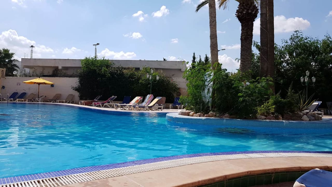 Pool Hotel Nesrine