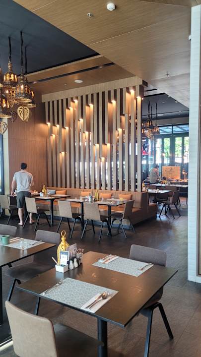 Gastro Holiday Inn Resort Krabi Ao Nang Beach by IHG