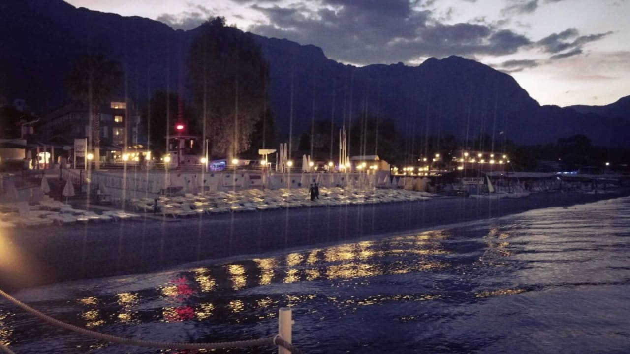 Пляж Armas Gül Beach