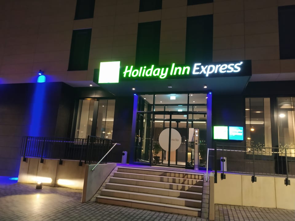 Lobby Holiday Inn Express Fulda