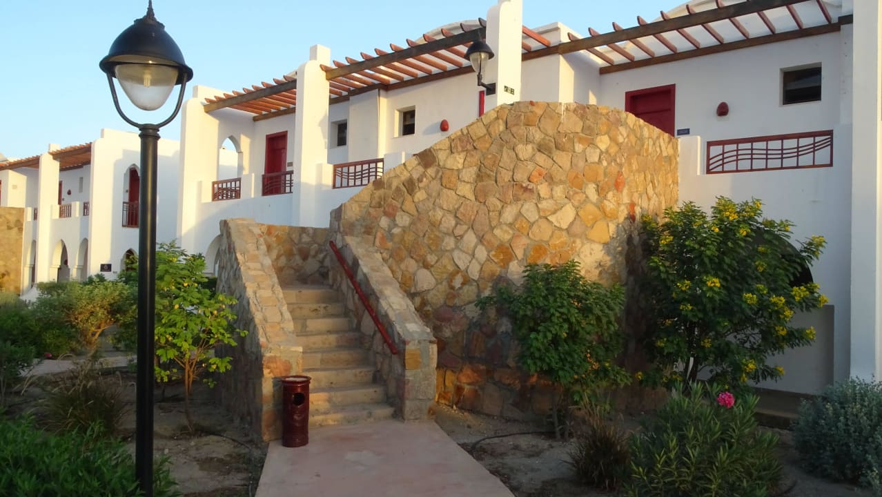 Zimmer Aussenansicht Hotel Gorgonia Beach Resort