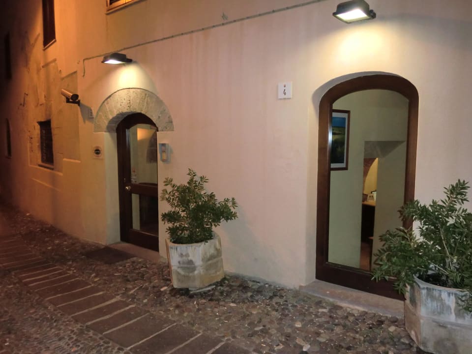 Hoteleingang Hotel San Francesco