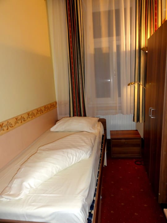 Blick in mein Einzelzimmer Hotel Resonanz Vienna