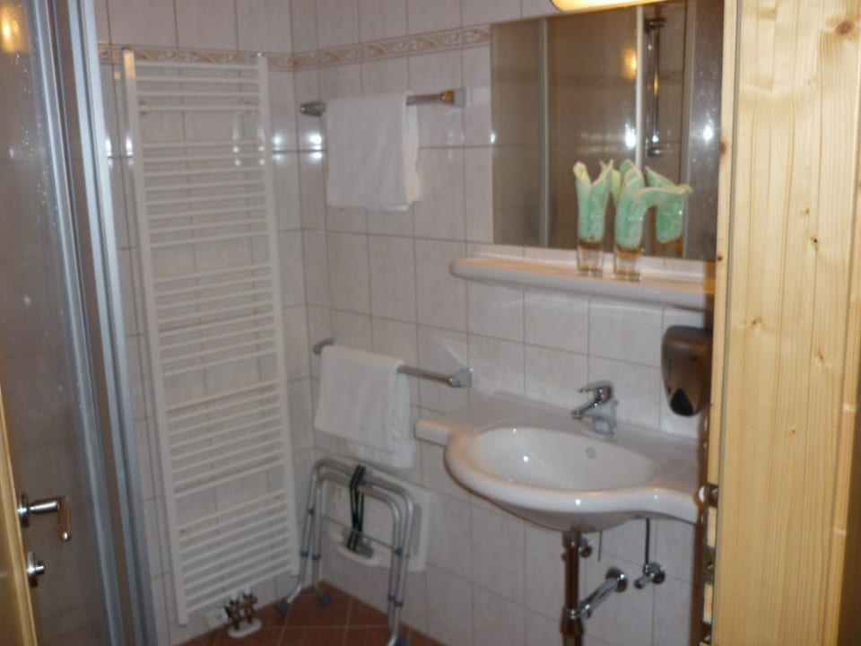 Bad im Neubau Hotel Metzgerwirt