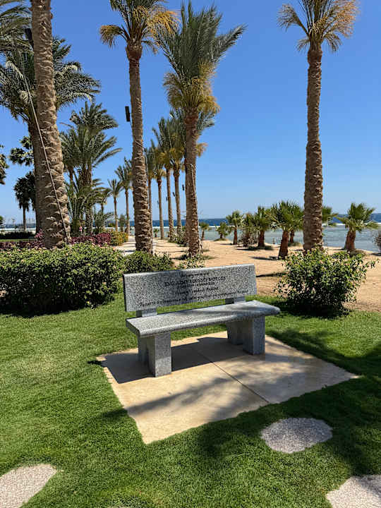 Strand Brayka Bay Resort