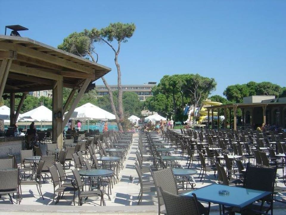 Strandbar und Amphietheater Papillon Ayscha