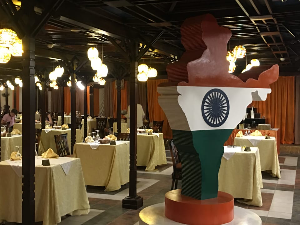 Gastro Sultan Gardens Resort