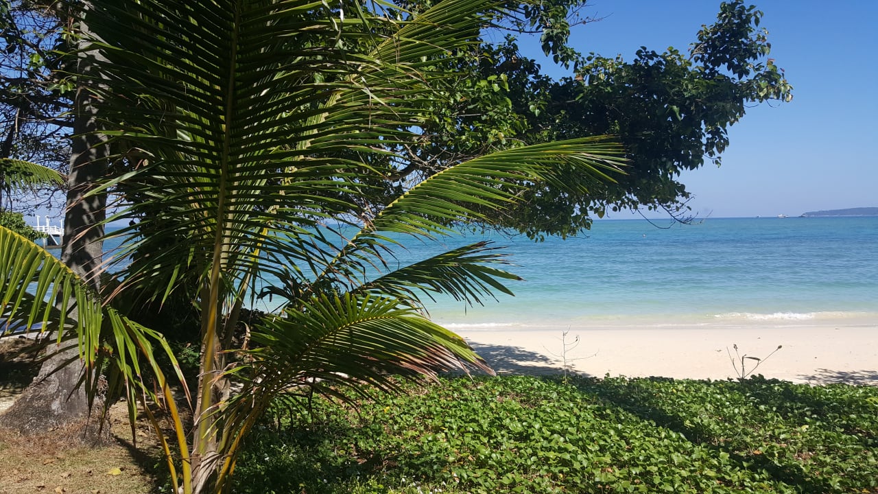 Strand Cape Panwa Hotel