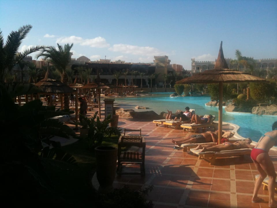 Teil der gigantischen Poolanlage Pickalbatros Palace Resort