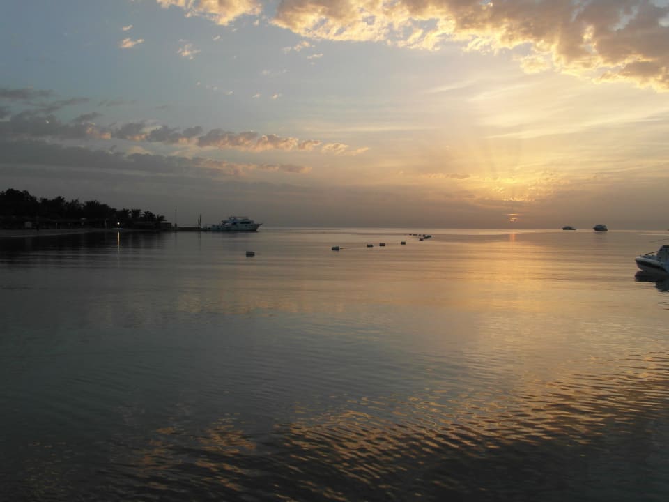 Sonnenaufgang 25.Feb.12-6:16 Uhr Jaz Makadi Oasis Resort