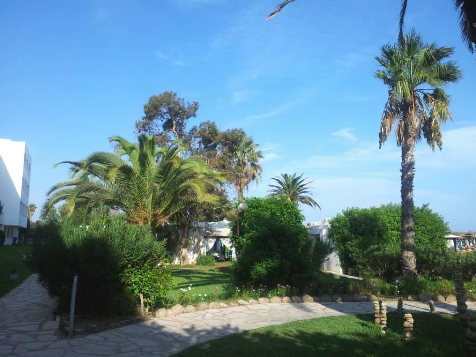 Richtung Strand The Orangers Beach Resort and Bungalows