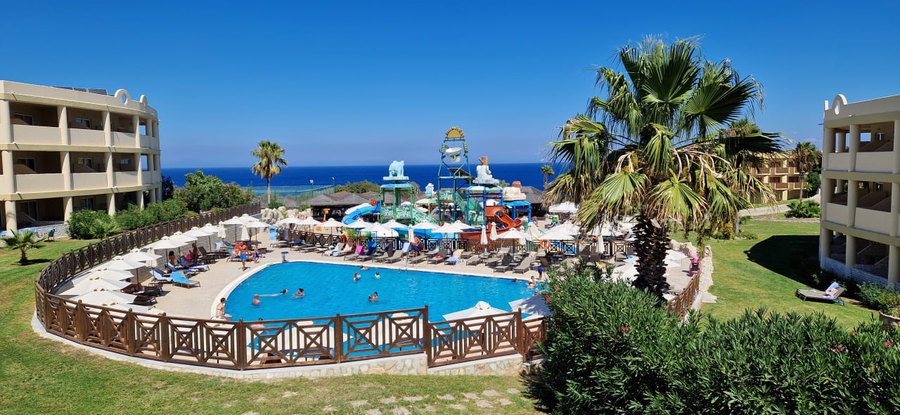 Ausblick Hotel Kalithea Horizon Royal