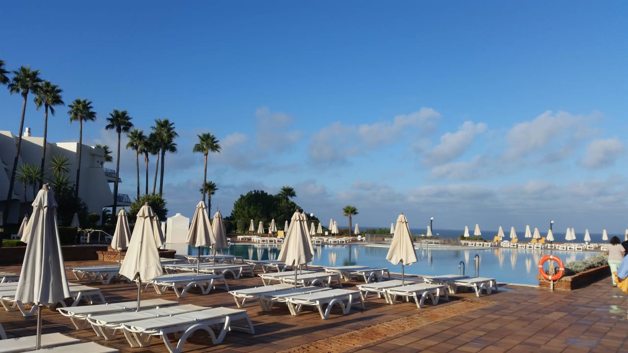 Liegen am Pool  Iberostar Waves Royal Andalus