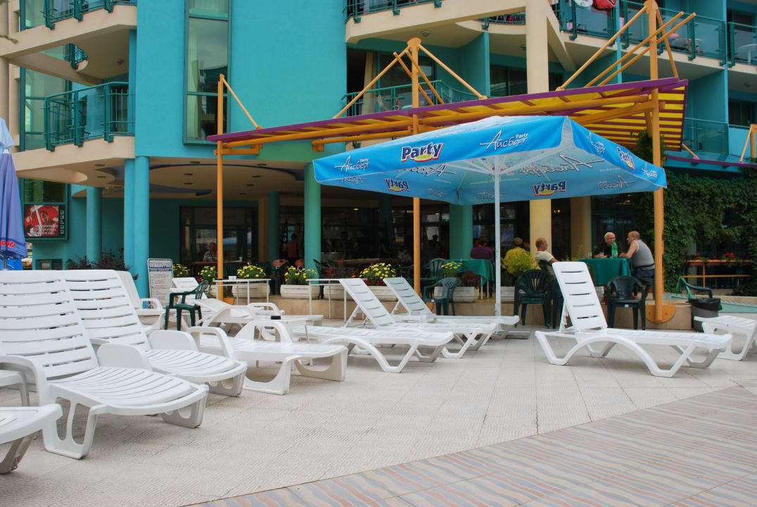 Bar przy basenie Hotel Diamond