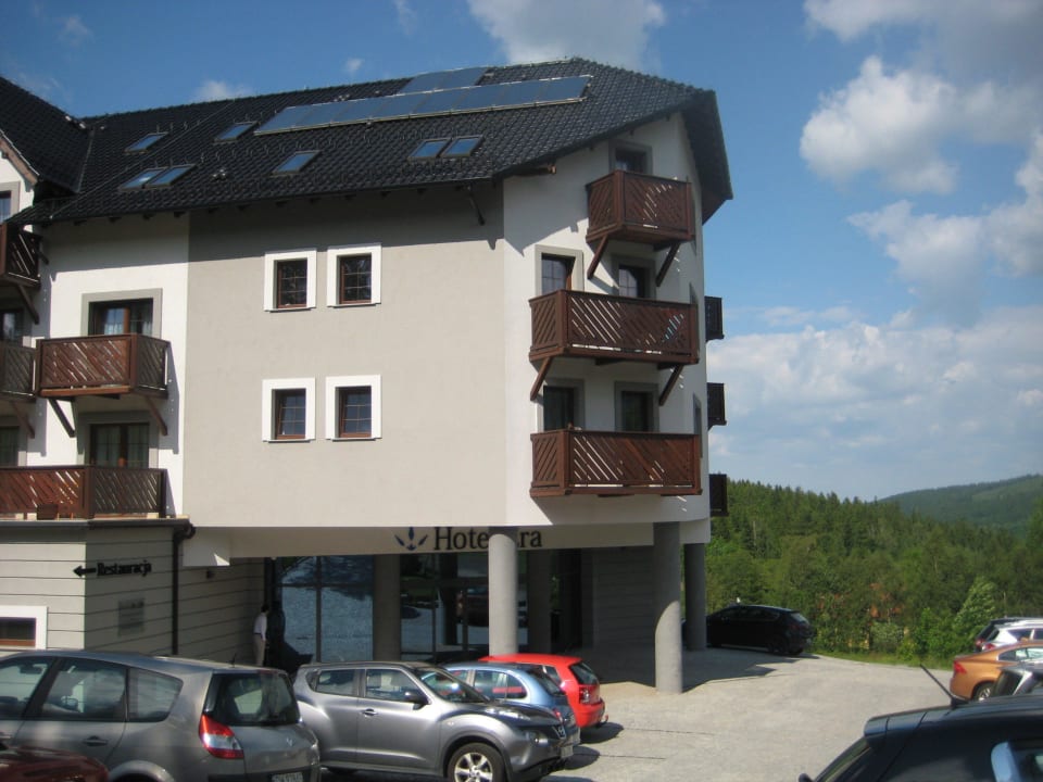 Eingang Hotel Era