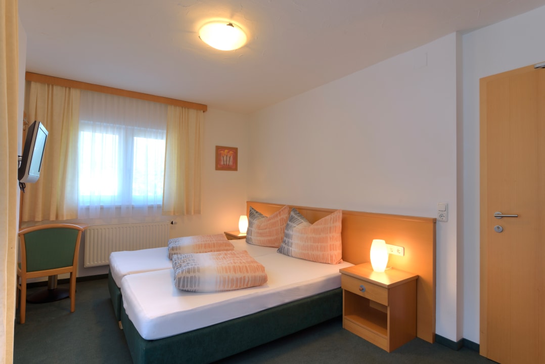 Zimmer Pension Helvetia