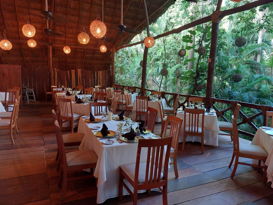Gastro Viva Azteca by Wyndham - All Inclusive Resort