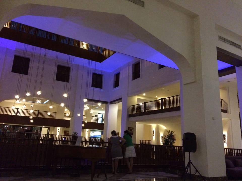 Lobby Steigenberger Aqua Magic