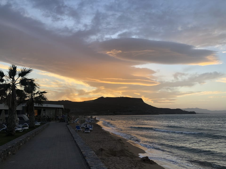 Strand Arina Beach Resort