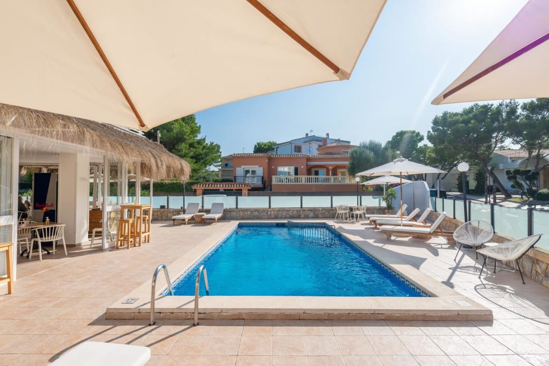 Pool Bauló Mar Apartments