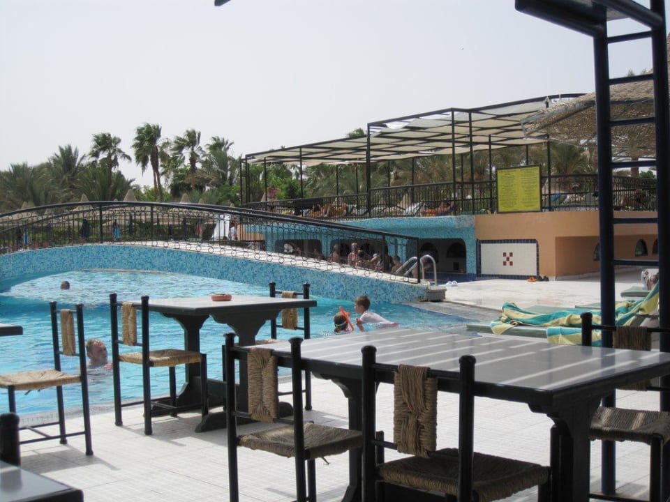 Pool mit Swim-in-bar Giftun Azur Resort