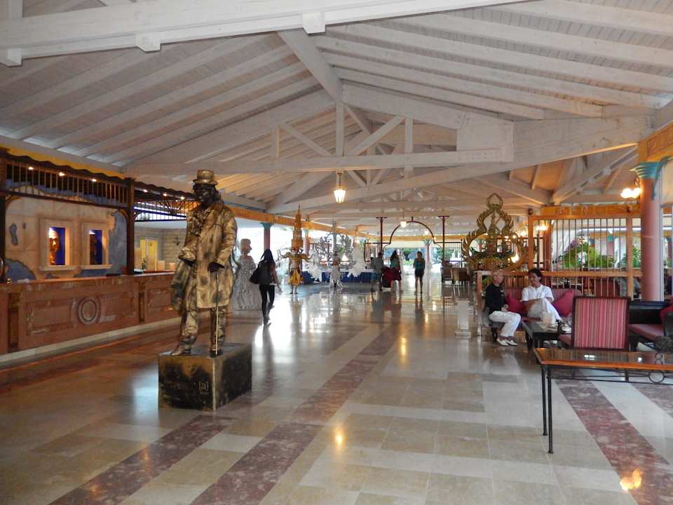 Lobby und Eingang Melia Las Dunas