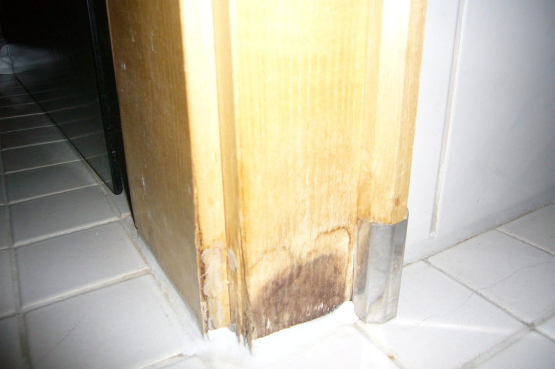 Tür-Zarge WC Aparthotel Terrassenhof