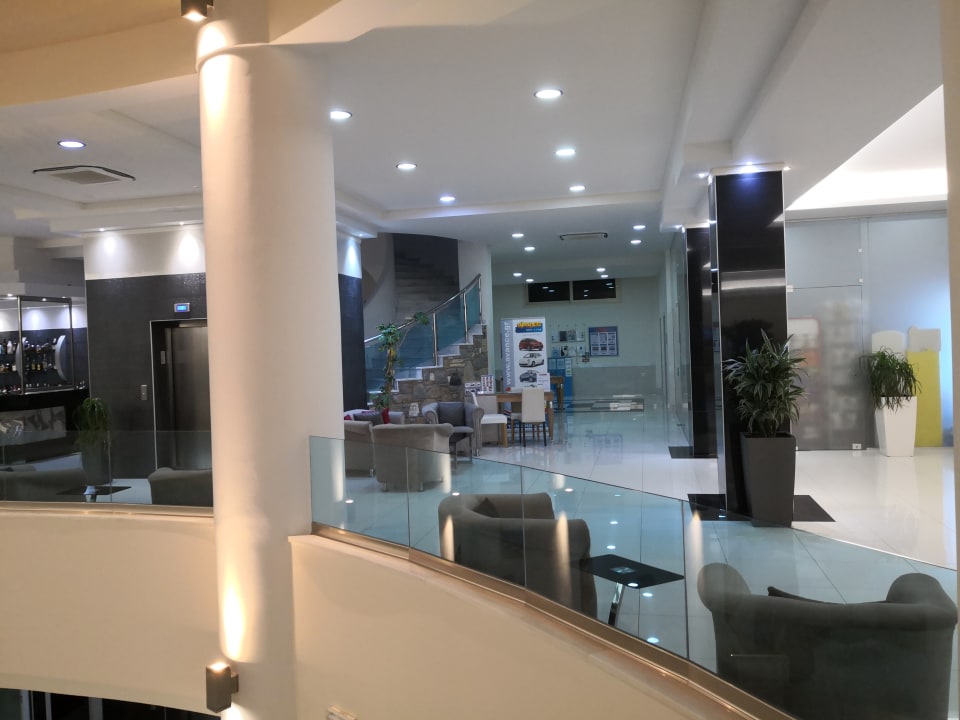 Lobby Grand Blue Beach Hotel
