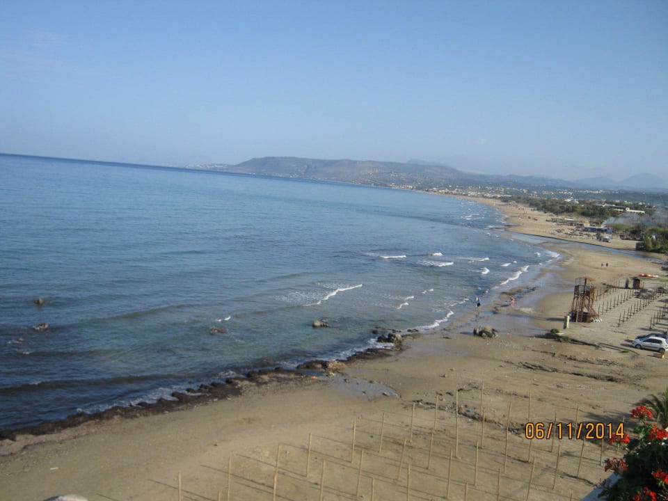 Strandausblick neben Hotelstrand Corissia Beach Hotel