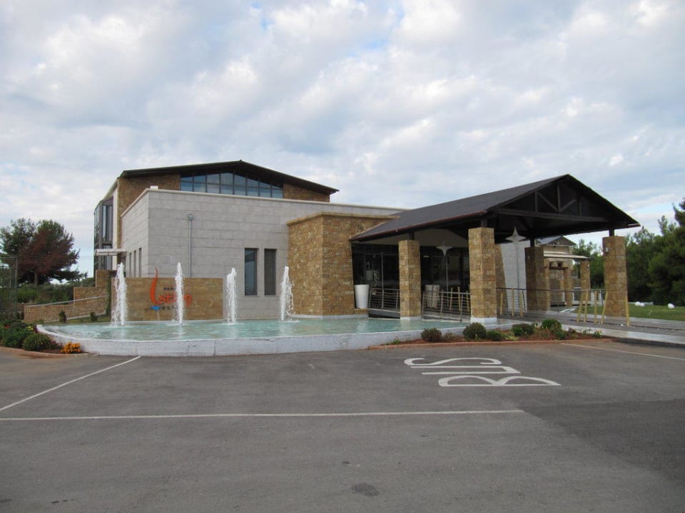 Eingang Istion Club Istion Club & Spa