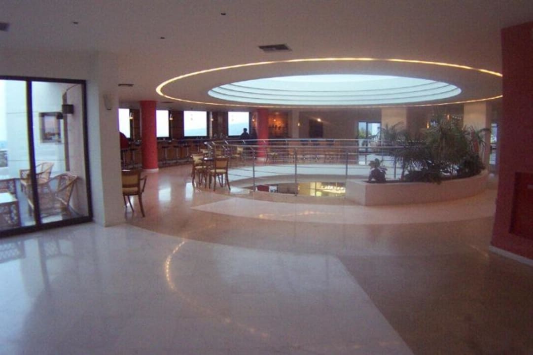 Gran Hotel Holiday Resort Hotelbar Grand Hotel Holiday Resort