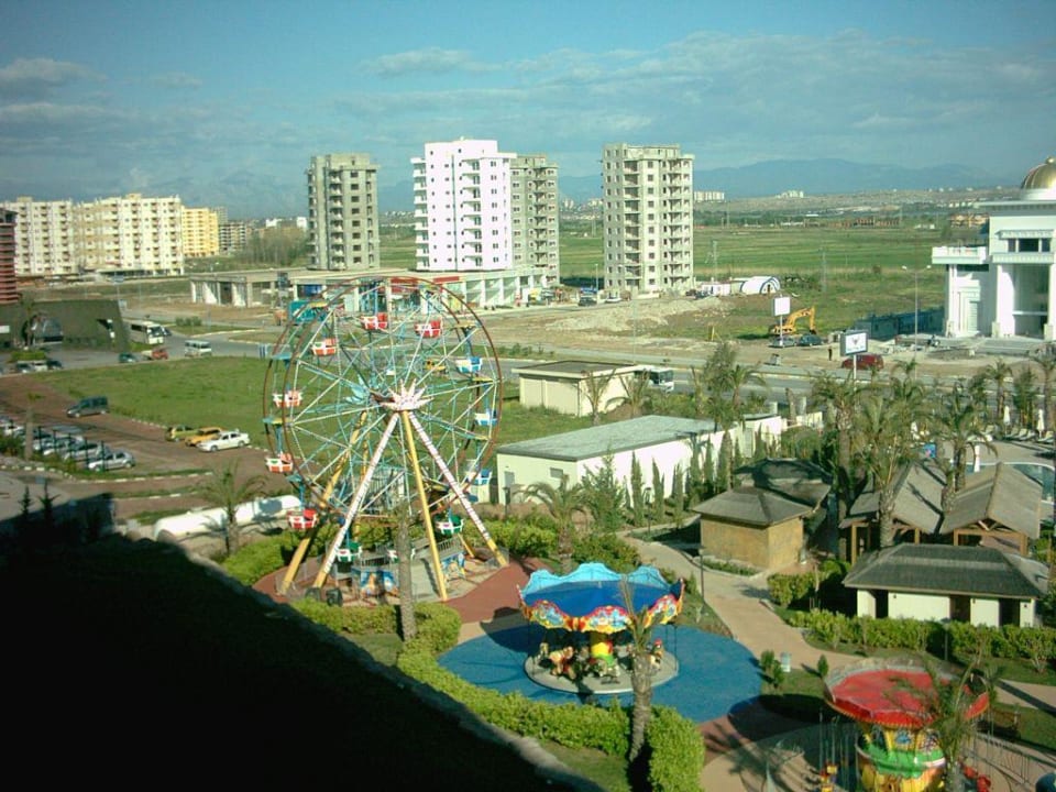 Vom Balkon aus Luna Park Royal Wings Hotel