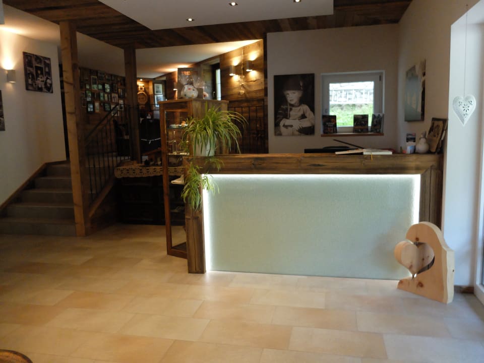 Rezeption Appartements Tauernfenster