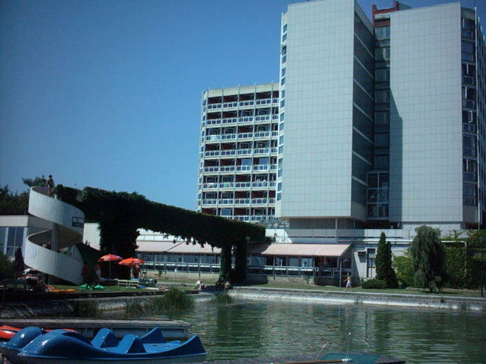 Von der Insel Hotel Helikon