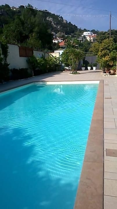 Gepflegter und schöner Pool Hotel Ca'Ligure
