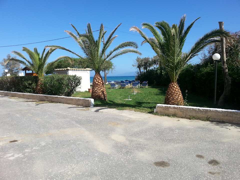 Gartenanlage Apartments Angela Beach