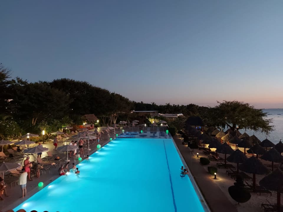 Pool Hotel Riu Palace Zanzibar