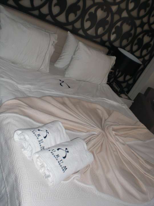 Schön gemachtes Bett Asteria Venus Didim